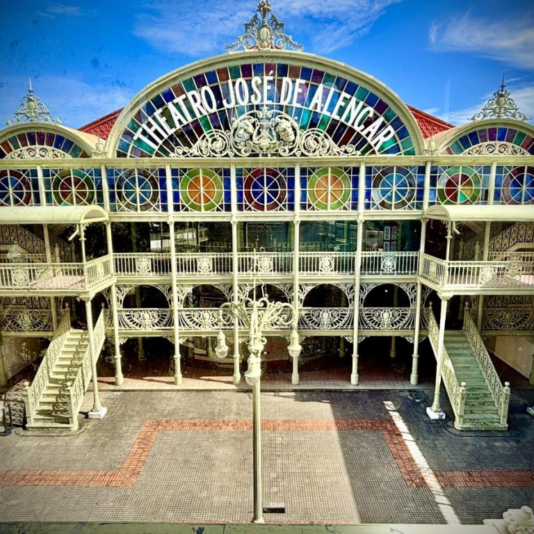 Foto real via Google